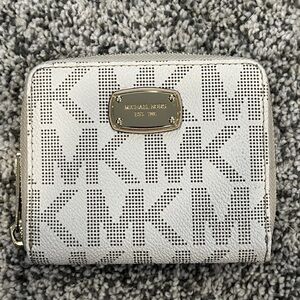 Michael Kors Cream Logo Wallet